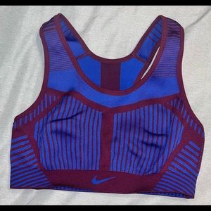 nike fe/nom flyknit sports bra